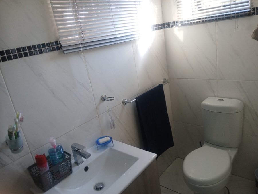 4 Bedroom Property for Sale in Kimberley North Northern Cape